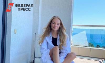 Элизабет Пескова - Лиза Пескова показала, где и с кем провела ночь - fedpress.ru - Москва