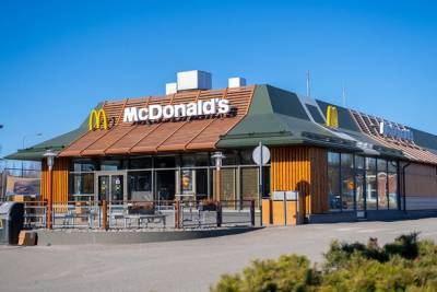 Работники McDonald`s в США планируют бастовать по всей стране - unn.com.ua - США - Киев - Лос-Анджелес
