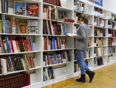 Михаил Шолохов - Россияне считают, что книги о войне нужно изучать в школе – Учительская газета - ug.ru