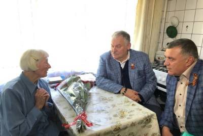 Константин Затулин - Депутат Госдумы Константин Затулин лично поздравил ветеранов ВОВ с предстоящим Днем Победы - kuban.mk.ru - Сочи - район Центральный - Белореченск - Апшеронск