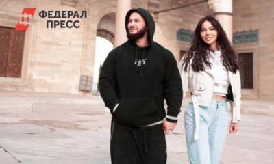 Оксана Самойлова - Яхта с бассейном, акулы, дельфины: как и на что отдыхают Джиган и Самойлова - fedpress.ru - Москва - Мальдивы