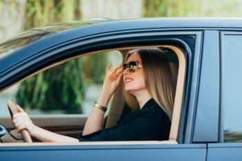 Забудь о душных автобусах, получи права в автошколе Авто-Профи - vologda-poisk.ru - Вологда