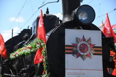 8 мая на вокзале Волгограда сделал остановку ретропоезд - volg.mk.ru - Саратовская обл. - Волгоград - Астраханская обл. - Волгоградская обл.