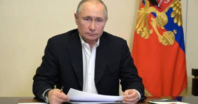 Владимир Путин - Эмомали Рахмон - Путин: России не хватает рабочих рук в целых отраслях экономики - ren.tv - Россия - Таджикистан