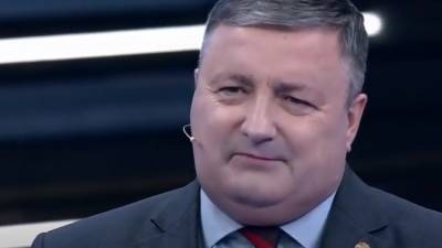 Александр Перенджиев - Перенджиев в шутливой форме объяснил, зачем НАТО перебросило войска к границе РФ - polit.info - Россия - США