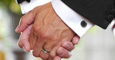Десятки немецких священников анонсировали венчания гомосексуальных пар в ответ на резкое заявление Ватикана - tsn.ua - Швейцария - Ватикан - Ватикан