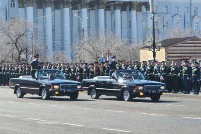 Александр Осипов - Парад к 76-ой годовщине Дня Победы прошел в Чите - mk.ru - Чита