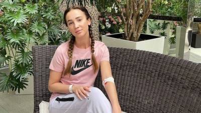 Ольга Бузова - Екатерина Гордон - «Бог вам судья!» — зареванная Бузова развенчала мифы о своей операции - 5-tv.ru