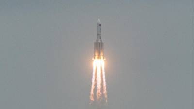Дмитрий Рогозин - Обломки китайской ракеты упали в Индийский океан - 5-tv.ru - Китай