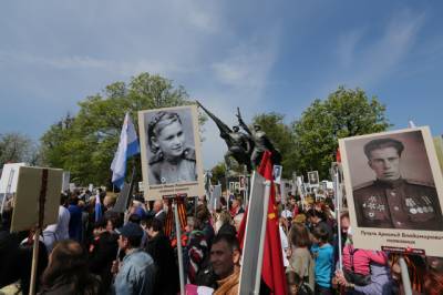 В Пекине в акции «Бессмертный полк» приняли участие около 350 человек - aif.ru - Москва - Пекин
