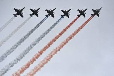 В Москве завершился Парад Победы пролетом авиации над Красной площадью - aif.ru - Москва