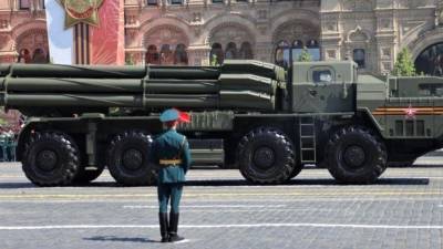 Владимир Путин - Геннадий Онищенко - Онищенко дал оценку мерам защиты от коронавируса на параде Победы в Москве - nation-news.ru - Москва