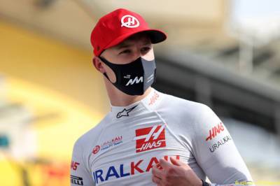 Никита Мазепин - 40 минут до старта: Комментарий Никиты Мазепина - f1news.ru