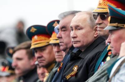 Владимир Путин - Вячеслав Володин - Валентина Матвиенко - Россияне склонили головы перед подвигом солдата - pnp.ru