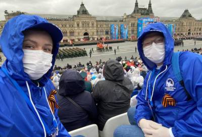 Екатерина Смирнова - Три волонтера из Ленобласти представили регион на параде Победы в Москве - online47.ru - Москва - Ленинградская обл.