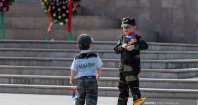У армян теперь сердца разбиты – ветеран первой карабахской войны о 9 мая - ru.armeniasputnik.am - Азербайджан