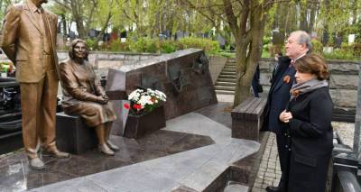 Армен Саркисян - Президент Саркисян почтил в Москве память легендарных разведчиков Варданянов - ru.armeniasputnik.am - Москва