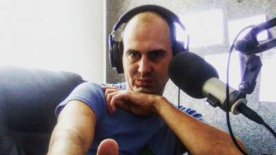 Радиоведущий Максим Рогачев умер после трех недель комы - 5-tv.ru - Волгоград