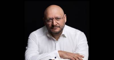 Михаил Добкин - На концерте 9 мая Михаил Добкин исполнил песню "Темная ночь" - kharkov.politeka.net - Харьков