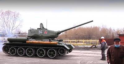 "Изъянов нет": Ветеран проверил состояние танка Т-34 перед парадом в Новокузнецке - reendex.ru - Берлин