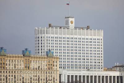 Кабмин РФ запланировал выделить 777 миллиардов рублей на развитие электрокаров - vm.ru