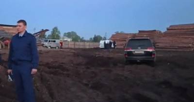 Подростка насмерть завалило бревнами под Красноярском - ren.tv - Красноярский край - Красноярск - Канск