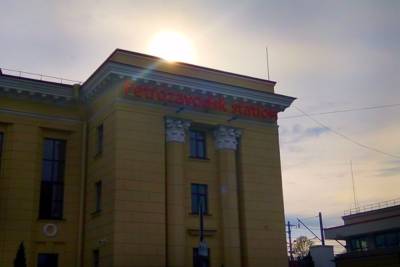 Владимир Любарский - Жители Петрозаводска просят расширить парковку у железнодорожного вокзала - karel.mk.ru - Петрозаводск