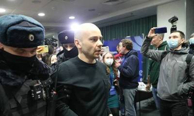 Дмитрий Гудков - Александр Соловьев - Андрей Пивоваров - Силовики провели обыски у экс-руководителей «Открытой России» и экс-депутата Дмитрия Гудкова - og.ru - Санкт-Петербург