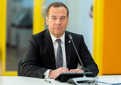 Дмитрий Медведев - "Они всё сожгли дотла": Медведев - об отношениях Москвы с Западом - tvc.ru - Москва - Крым
