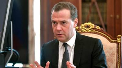 Дмитрий Медведев - Считают Россию “умирающей страной”: Медведев заявил об оборзевшем от своей мощи Западе - newzfeed.ru