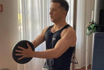 Владимир Зеленский - Жан Беленюк - Владимир Яма - Владимир Зеленский показал тренировку с блином для штанги - kp.ua - Украина