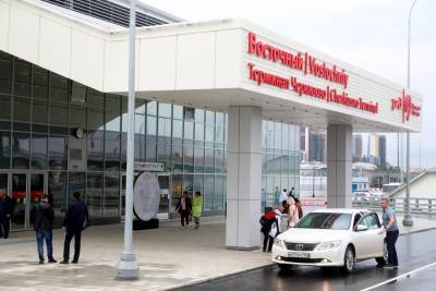 Поезда из Петербурга в Кисловодск и Владикавказ начали останавливаться на новом вокзале Москвы - etokavkaz.ru - Москва - Санкт-Петербург - Махачкала - Владикавказ - Кисловодск