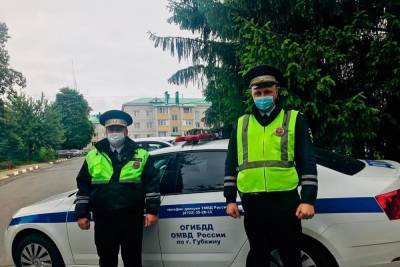 В Белгородской области сотрудники ДПС отвезли в больницу шестилетнего ребенка, которому стало плохо на улице - mk.ru - Белгородская обл.