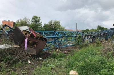В Черновцах рухнул кран на стройплошадке: есть пострадавший - from-ua.com - Киев - Харьков - Черновцы
