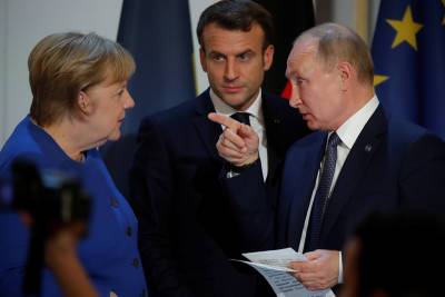 Владимир Зеленский - Владимир Путин - Дмитрий Песков - Ангела Меркель - Стали известны детали переговоров Путина с Макроном и Меркель - tvc.ru - с. Путин