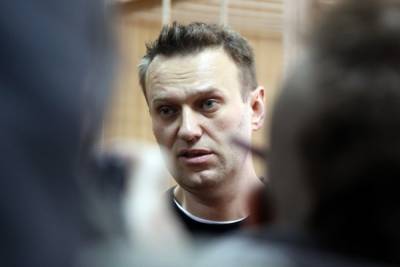 Алексей Навальный - Навальный отказался участвовать в заседании по иску к колонии - mk.ru