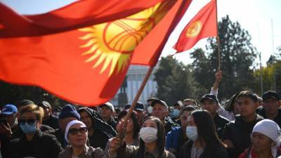 Омурбек Бабанов - В Киргизии вновь начались акции протеста - anna-news.info - Киргизия - Бишкек