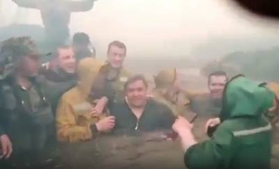 "Две минуты назад чуть не сдохли": тюменским пожарным пришлось спасаться от огня в ледяной реке - news.megatyumen.ru - Тюменская обл.