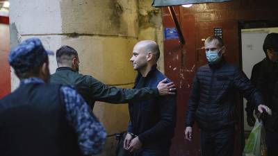 Владимир Путин - Михаил Ходорковский - Андрей Пивоваров - Разгром "Открытой России": экс-директора организации вывезли в Краснодар - ru.euronews.com - Россия - Санкт-Петербург - Краснодар - Франция