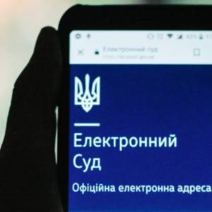 Владимир Зеленский - ВРУ одобрила законопроект Зеленского о «суде в смартфоне» - reporter-ua.com