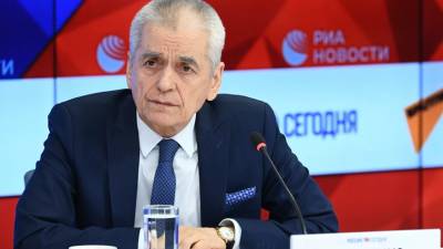 Геннадий Онищенко - Онищенко призвал людей вакцинироваться вне зависимости от названия препарата - russian.rt.com