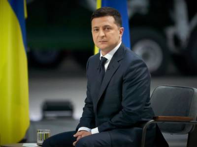 Владимир Зеленский - Штеффен Зайберт - Германия не предоставила Украине с начала войны никакой военной помощи. А она может – Зеленский - gordonua.com - Украина - Киев - Германия - Донбасс