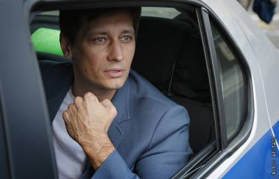 Геннадий Гудков - Дмитрий Гудков - Татьяна Усманова - Оппозиционер Дмитрий Гудков заявил, что его увезли на допрос - interfax.ru - Москва