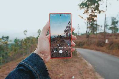 Samsung признала проблему камеры своих смартфонов - lenta.ru