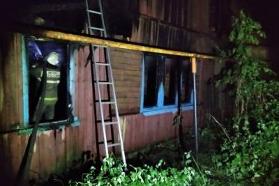 В Смоленске ночью вспыхнул 4-х квартирный дом - mk-smolensk.ru - Смоленск - Смоленская обл.