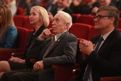 Игорь Шувалов - Ирина Гехт - Валерий Фальков - Челябинская область к августу представит на конкурс концепцию университетского кампуса - znak.com - Челябинская обл. - Сколково