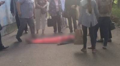 «Кричала по ночам, как все ее достали»: в Заволжском районе женщина выпала из окна - progorod76.ru - Ярославская обл. - Ярославль