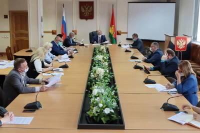 В брянское ЖКХ вернулся чиновник, ущедший из-за гибели ребенка - mk.ru - Брянск