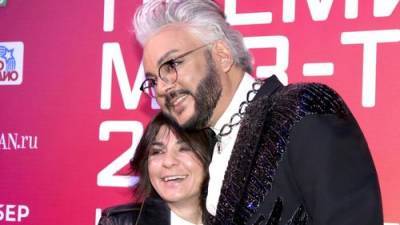 Филипп Киркоров - Нателла Крапивина - Продюсер Нателла Крапивина ответила Киркорову, заявив, что тот тащит на эстраду «бесталанных паразитов и уродов» - argumenti.ru