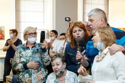 Владимир Уйба - Владимир Уйба приветствовал участников VIII Межрегионального конкурса бардовской песни среди людей с инвалидностью - komiinform.ru - респ. Коми